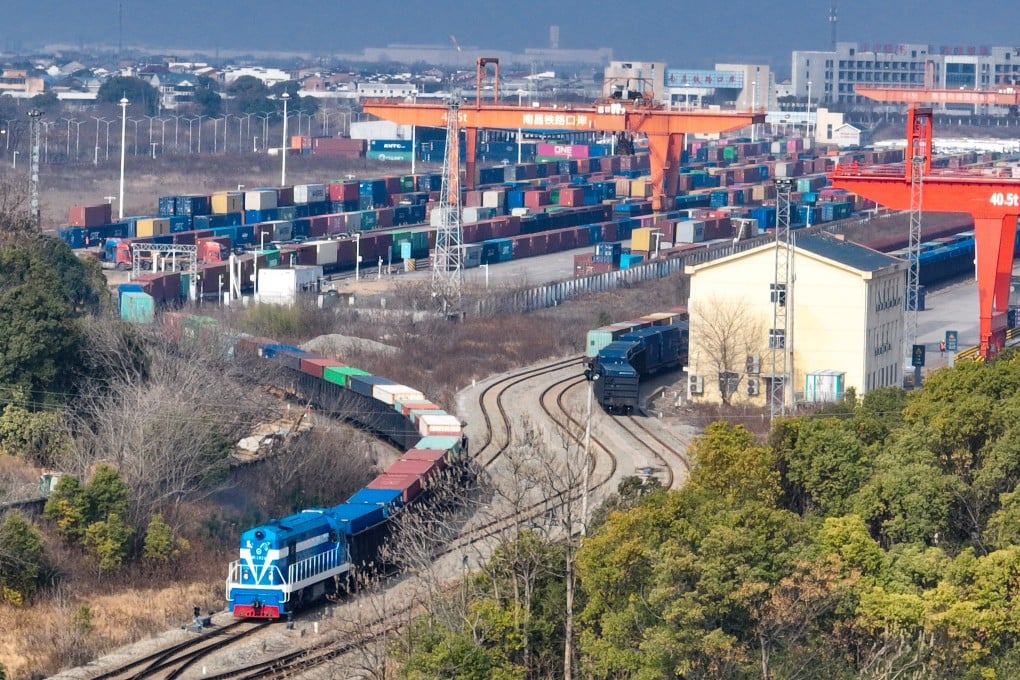A photo taken on February 2 shows the first cross-Caspian Sea China-Europe freight train departing from the Nanchang International Land Port in Nanchang, in east China’s Jiangxi Province. Photo: Xinhua