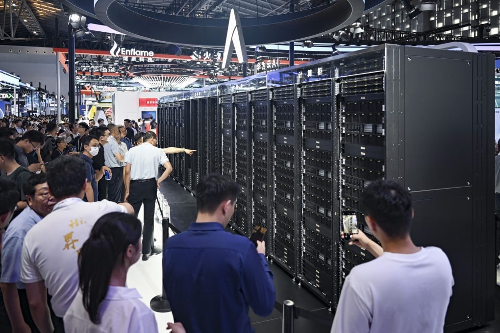 Visitors crowd around Huawei’s Ascend AI chip-based CloudMatrix 384 at the 2025 World AI Conference in Shanghai on July 27, 2025. Photo: Xinhua