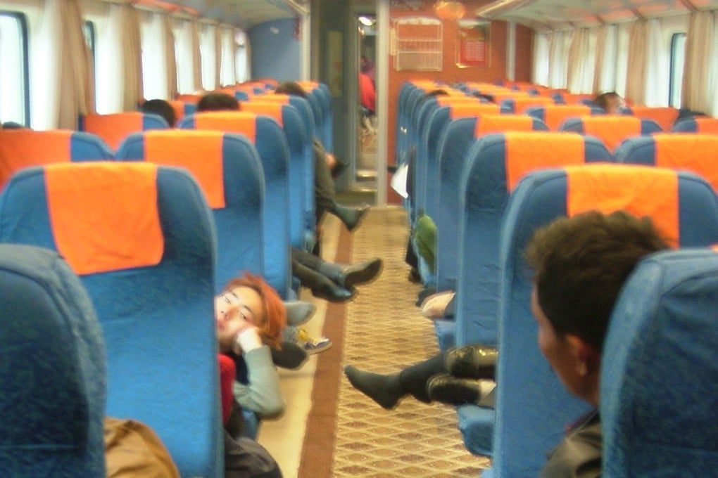Passengers settle in the 48-hour journey to Beijing via the Qinghai-Tibet Railway. Photo: SCMP