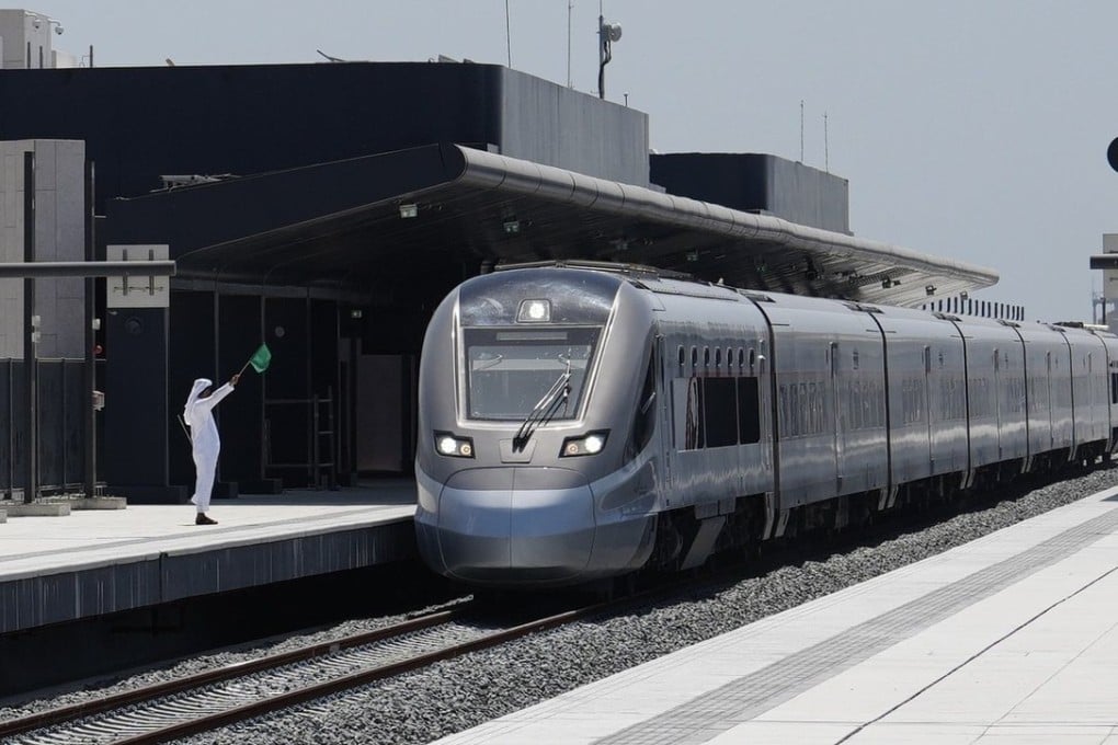 A Chinese-built passenger train during trial operations in Fujairah, the United Arab Emirates, on June 8, 2026. Photo: 
Xinhua