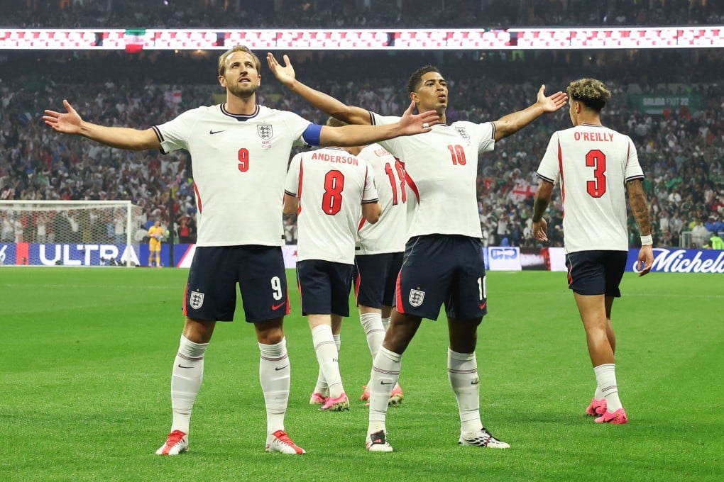 England’s Harry Kane (left) and Jude Bellingham celebrate a goal during the World Cup match against Mexico. Photo: EPA