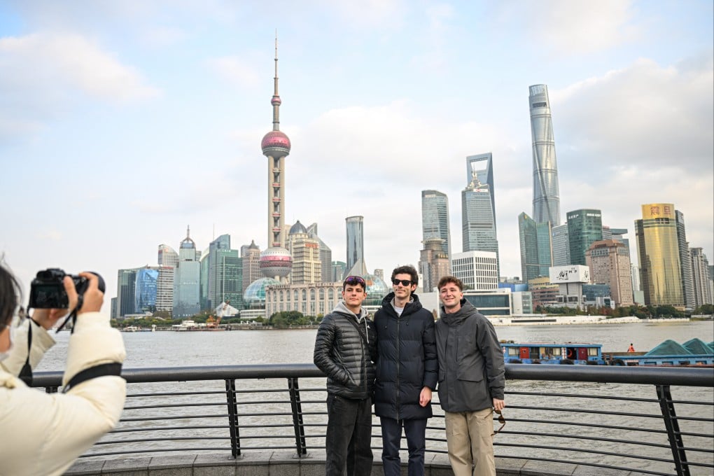 Tourists from Spain seen on the Bund in Shanghai, Dec. 4, 2024. Photo: Xinhua