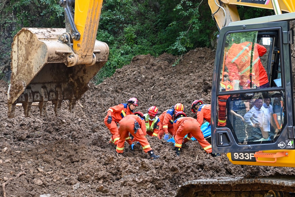 Gansu Fire and Rescue Mobile Corps at the scene of the landslide on Tuesday. Photo: Xinhua