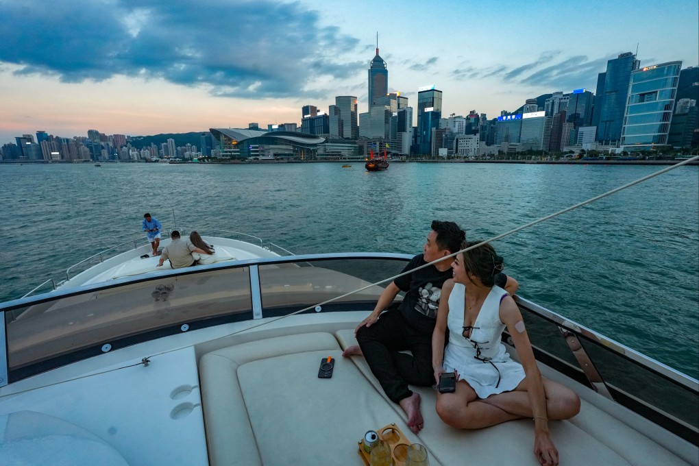 Two-thirds of Hong Kong's ultra-rich expatriates said they plan to retire in the city due to strong financial benefits and boosts to their careers, according to a survey by St James's Place. Photo: Sun Yeung