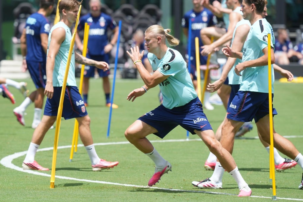 Erling Haaland trains with his Norway teammates in Miami before Sunday’s World Cup quarter-final against England. Photo: AP Photo