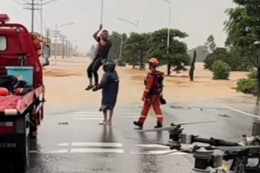 Photos and discussions about China’s recent use of heavy-duty drones to “airlift” villagers affected by flooding in Guangxi have gone viral. Photo: Weibo/ 小凡好摄