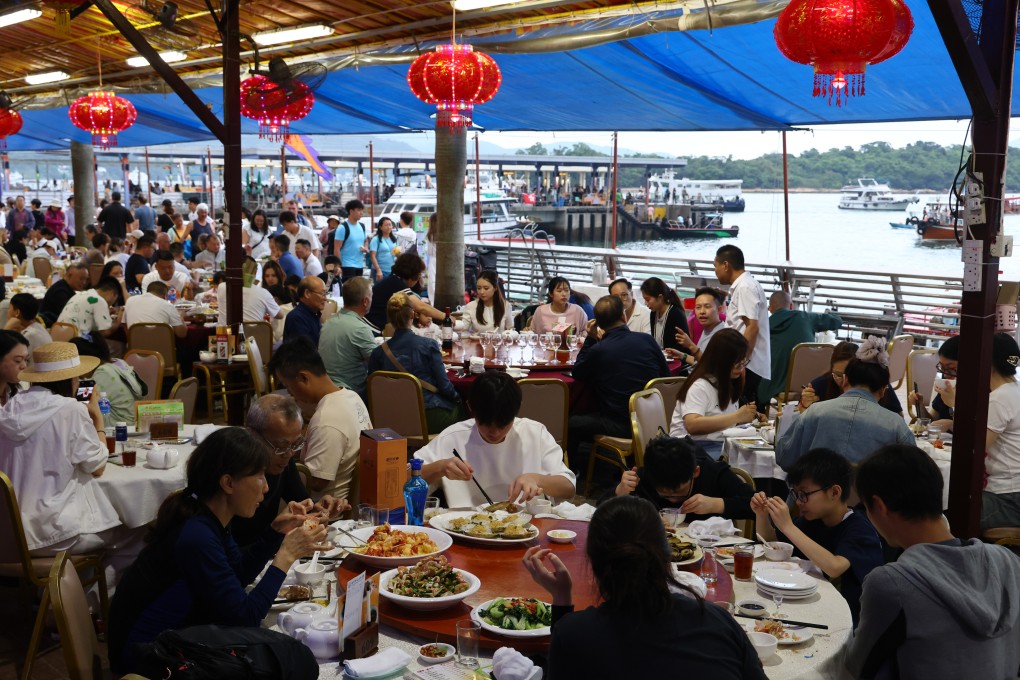 Tourists pack seafood restaurants in Sai Kung on May 2, during the Labour Day golden week holiday. Photo: Dickson Lee