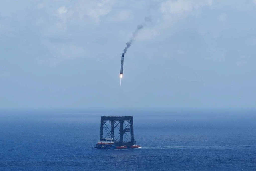 The returning first stage of the Long March-10B carrier rocket was successfully captured on a seaborne recovery platform. Photo: Xinhua