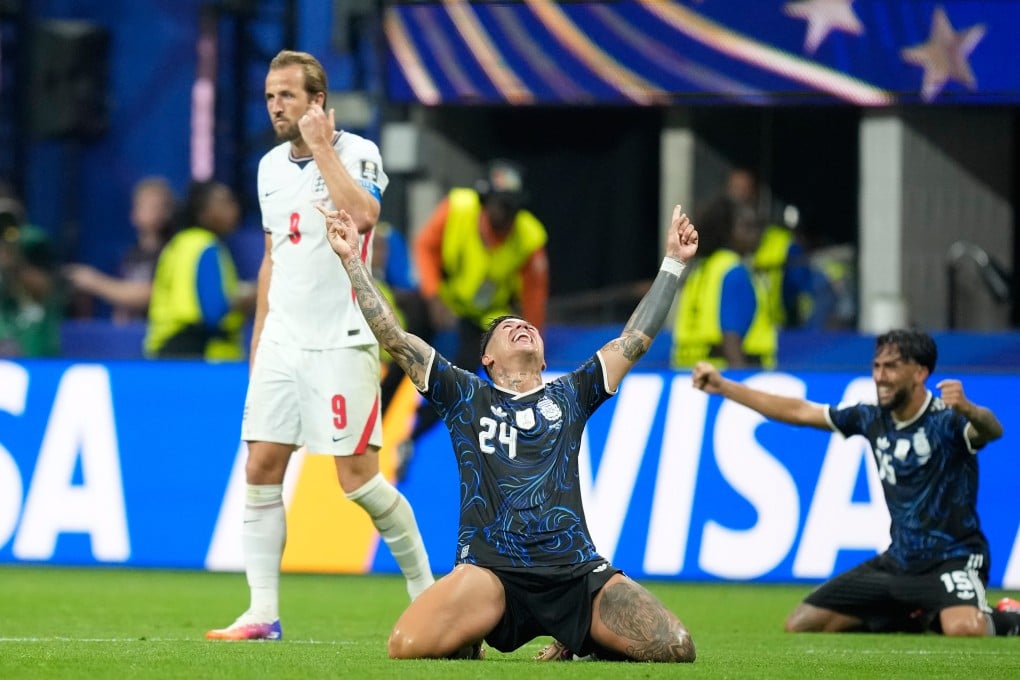Argentina’s Enzo Fernandez and Nico Gonzalez (right) celebrate after beating England in the World Cup semi-final. Photo: AP