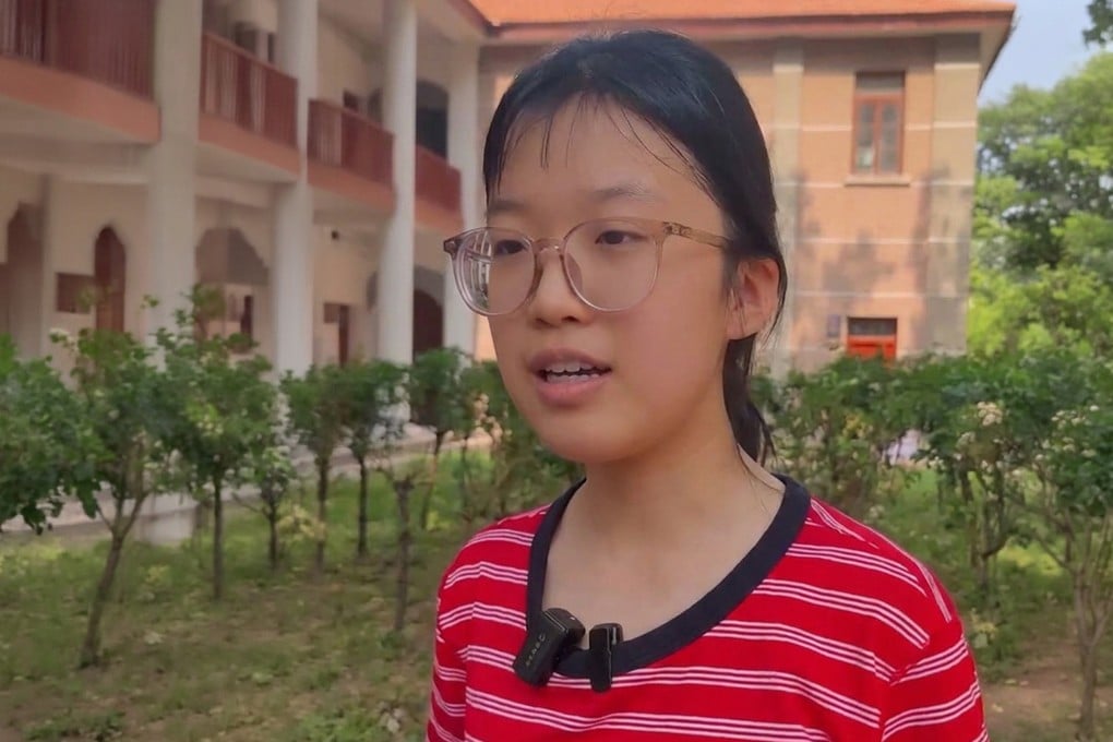 A student from central China’s Henan province has gone viral after earning admission to the elite Tsinghua University with a top gaokao score — an achievement pulled off completely without private tutoring. Photo: Douyin