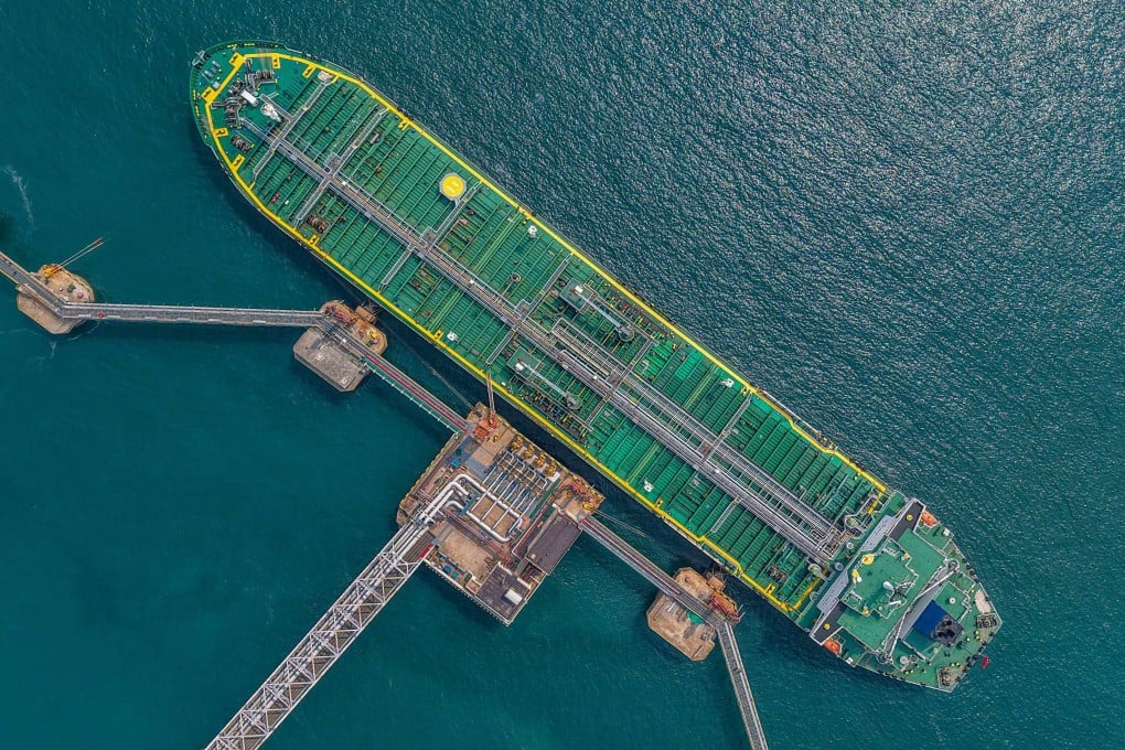 This aerial photo shows a tanker unloading imported crude oil at a port in Qingdao, in China’s eastern Shandong province on June 25, 2026. Photo: CN-STR/AFP