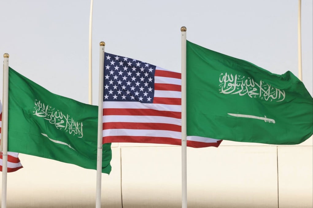 Saudi and US flags flutter on a road in Riyadh in May 2025, ahead of a visit by US President Donald Trump. Photo: AFP