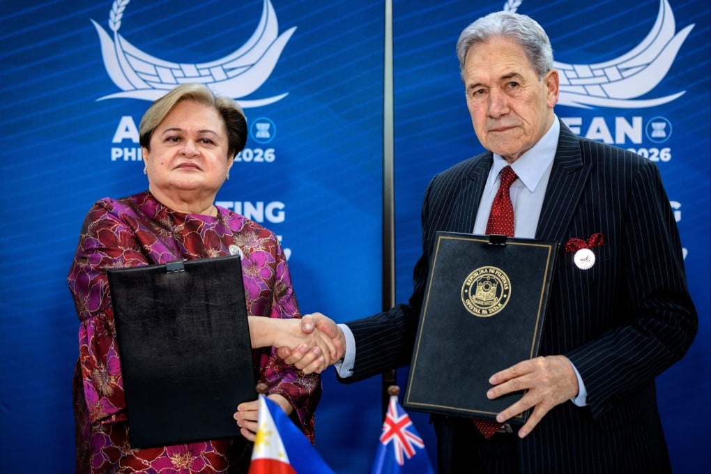 Philippines Foreign Secretary Theresa Lazaro and her New Zealand counterpart Winston Peters on the sidelines of the Asean Foreign Ministers’ Meeting on Tuesday in Pasay, Metro Manila. Photo: Pool via AP