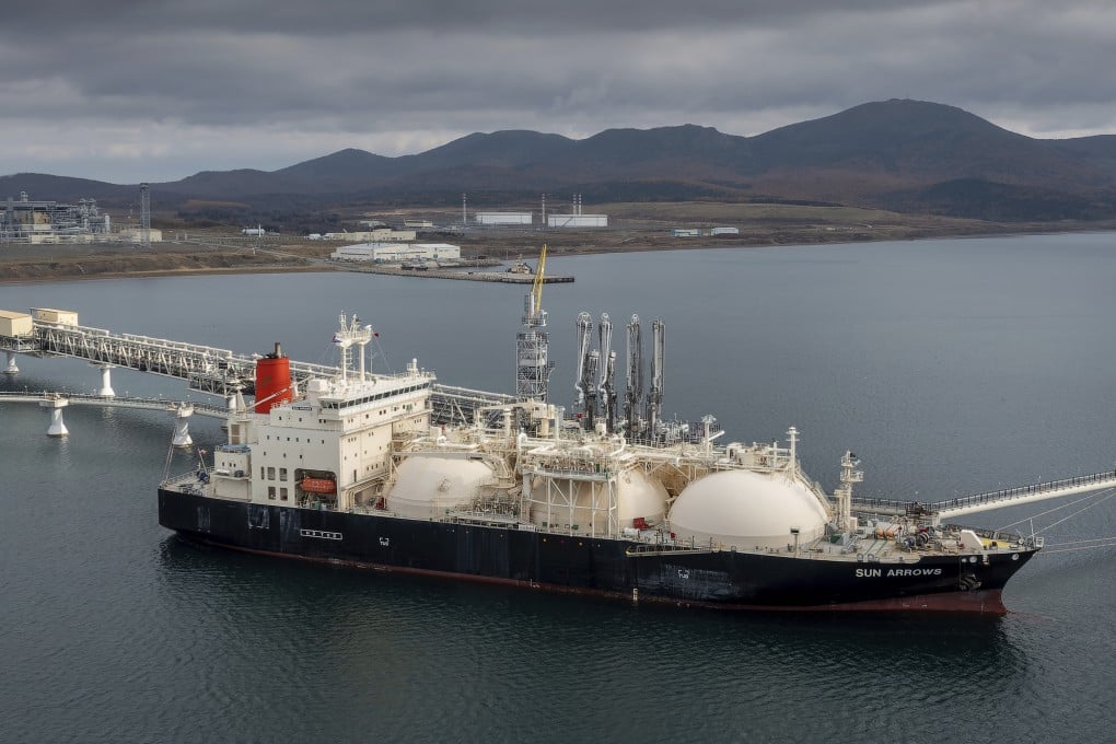 The Sun Arrows tanker loads its cargo of liquefied natural gas (LNG) in the port of Prigorodnoye, Russia. The EU has watered down sanctions on Moscow amid fears that China could seize crucial LNG assets. Photo: AP
