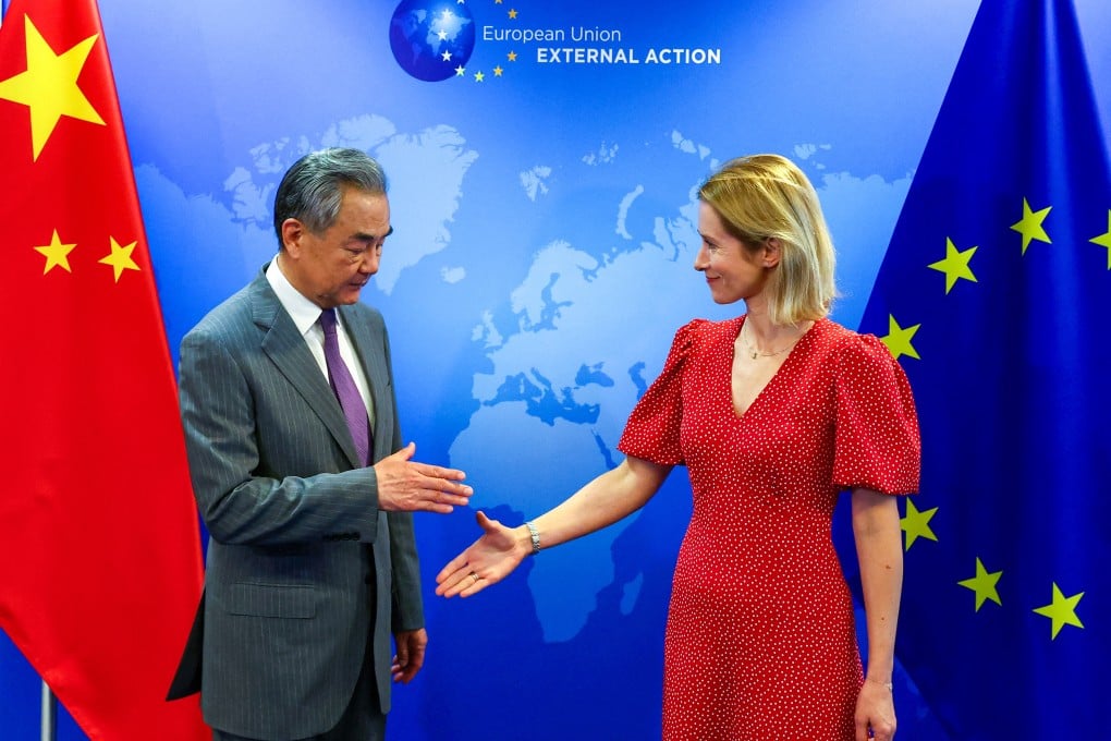 Chinese Foreign Minister Wang Yi and EU foreign affairs chief Kaja Kallas ahead of their meeting in Brussels in July 2025. Photo: Reuters