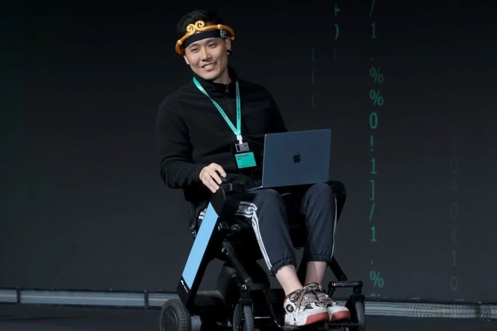 After two surgeries left him temporarily paralysed, Wang Ning self-taught AI and crafted a mind-controlled wheelchair in just 48 hours at a hackathon, clinching the top prize. Photo: Sina