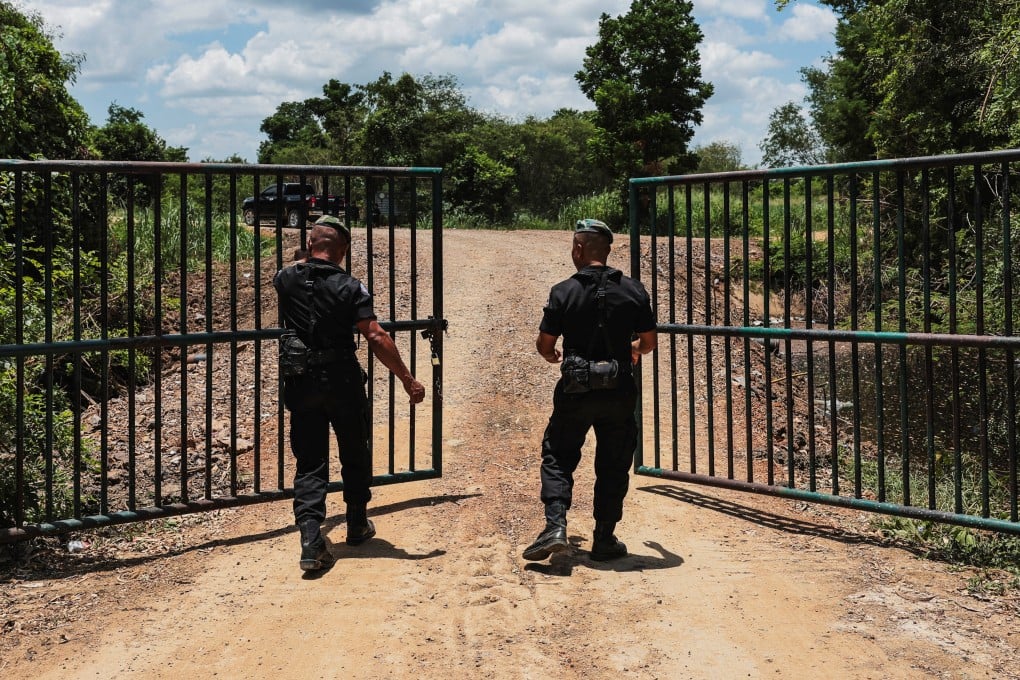 Thai soldiers stand guard near the Thailand-Cambodia border in Pong Nam Ron district, Chanthaburi province, on July 22. Photo: Reuters