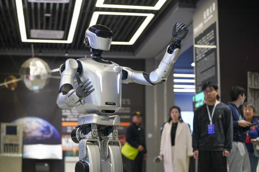 A humanoid robot serves as a guide for visitors at the Space Museum of the Harbin Institute of Technology in northeast China’s Heilongjiang province. Photo: Xinhua