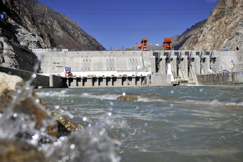 China is using AI to identify and track fish populations travelling through a fishway at Zangmu Hydropower Station on the Yarlung Tsangpo River in Tibet. Photo: China Out/AFP