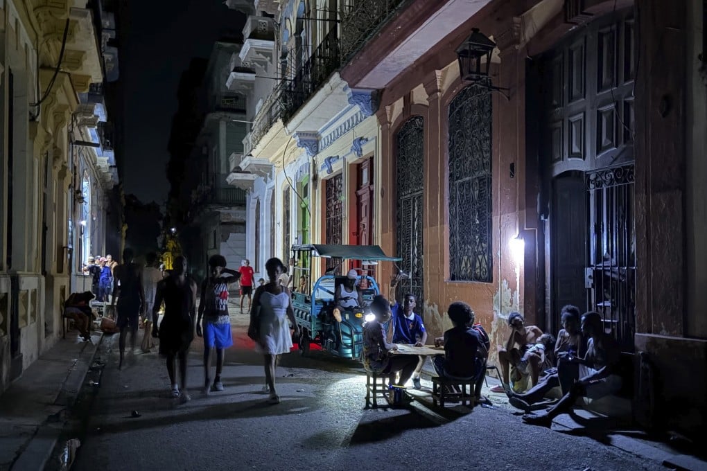 Havana was again plunged into darkness when the power grid collapsed last week. Photo: EPA