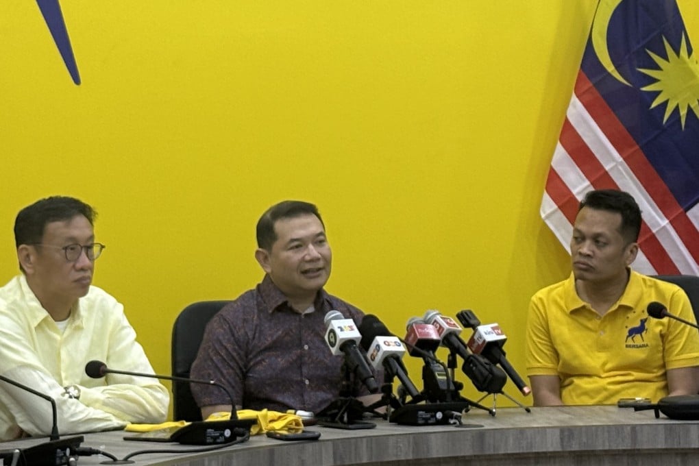 Wong Chen (left), joins Rafizi Ramli (centre) and Nik Nazmi Nik Ahmad  at a press conference at Bersama’s headquarters on Wednesday. Photo: Iman Muttaqin Yusof