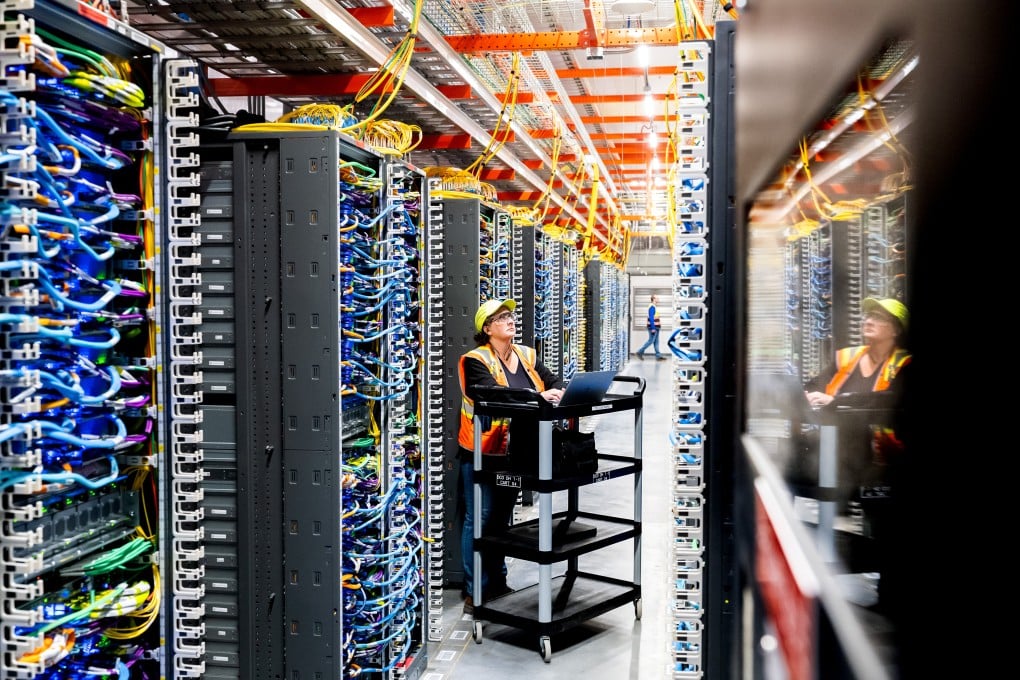 A technician works at an Amazon Web Services AI data centre in the United States. Photo: Getty Images