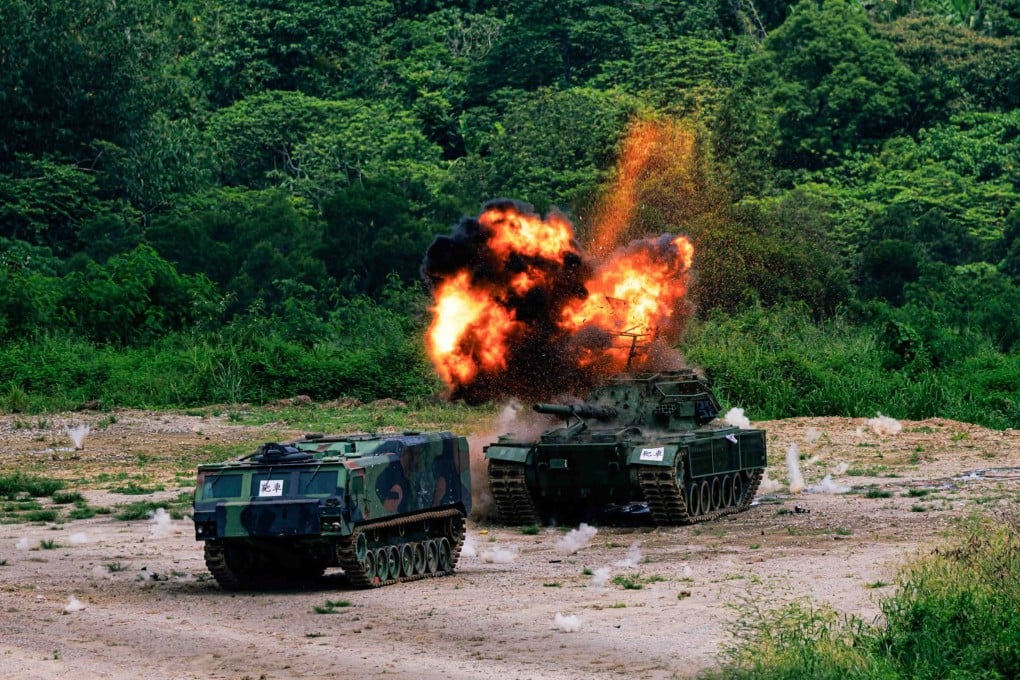 Under simulated battlefield conditions, operators flew FPV drones carrying armour-piercing warheads against decommissioned tanks and armoured ammunition carriers. Photo: Handout