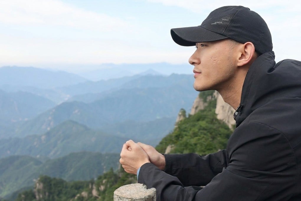 China’s Laojun Mountain Scenic Spot in Henan offered a 30-day dream job capturing the enchanting mist. The resort plans to introduce more innovative experience-based themes. Photo: Sina