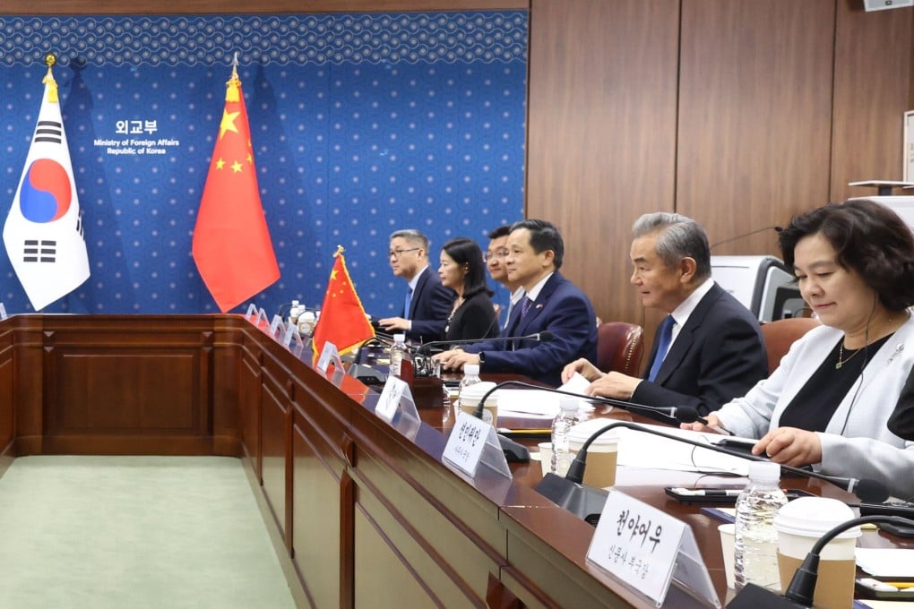 South Korean President Lee tells Wang Yi he looks forward to Apec summit in Shenzhen to elevate ties; Wang urges faster FTA talks amid trade protectionism