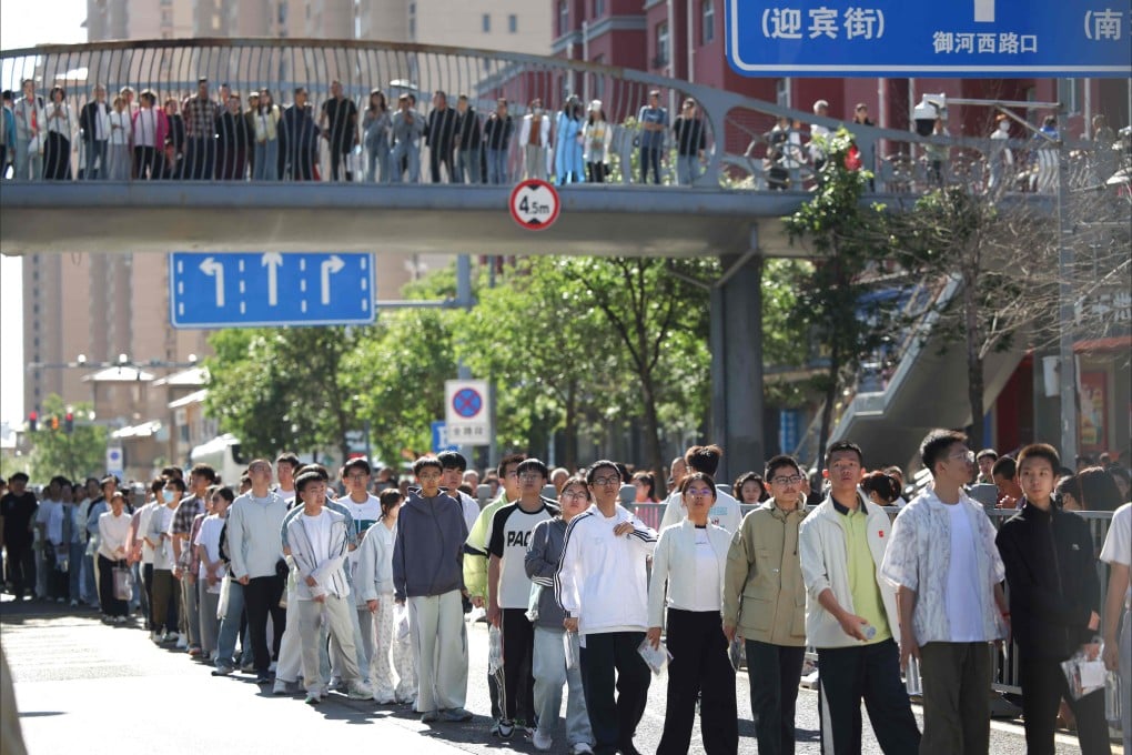 Students queue to sit exams on the first day of the National Higher Education Entrance Examination, or gaokao, in Datong, in northern Shanxi province, on June 7. Photo: AFP