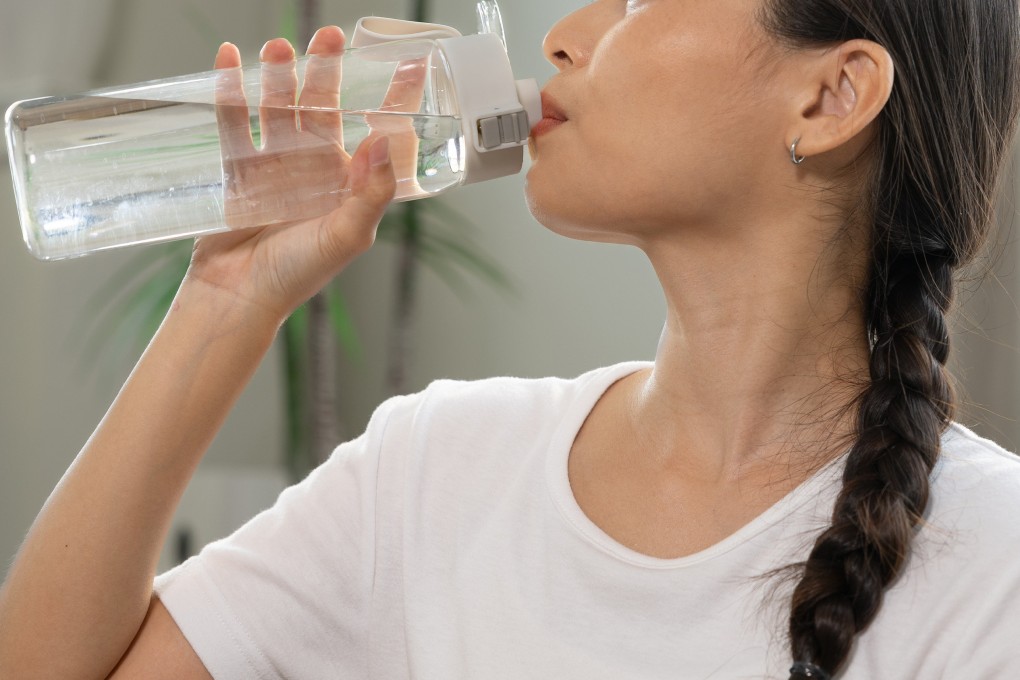 A woman from Zhengzhou, Henan, lost 20kg in just two weeks on a water-only crash diet, risking her long-term health. Photo: Shutterstock
