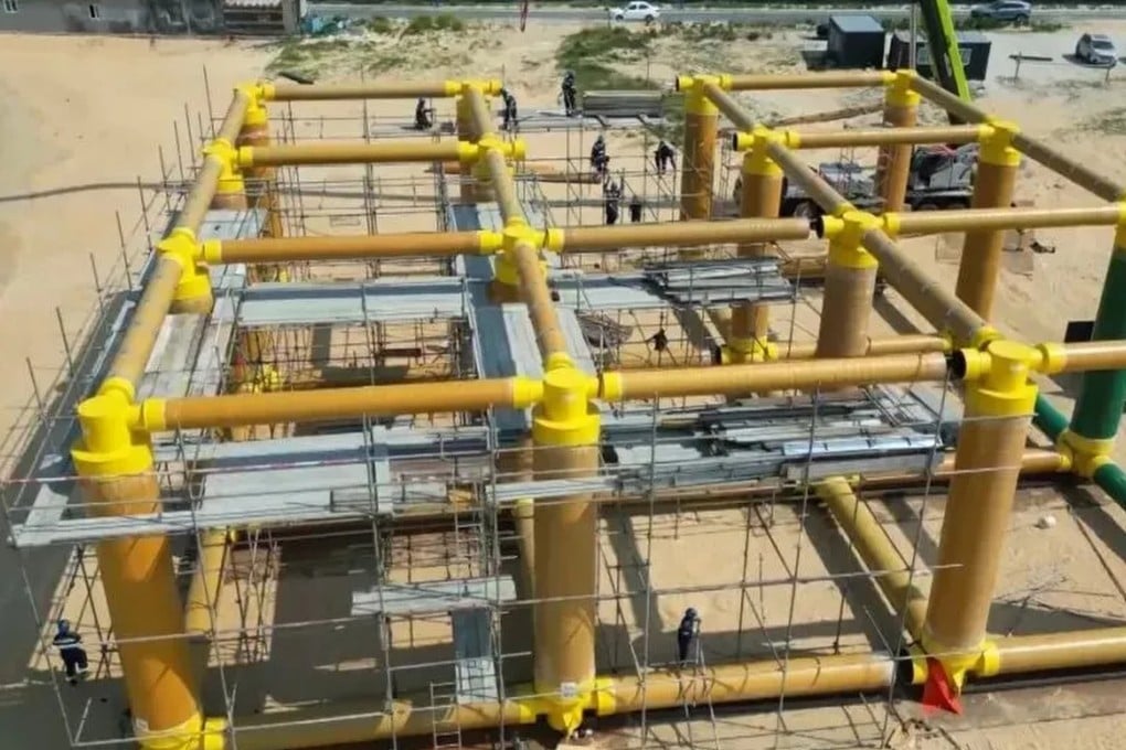 The floating solar platform, named Jilin-2, is made of composite bamboo tubes and pipes. Photo: QQ.com
