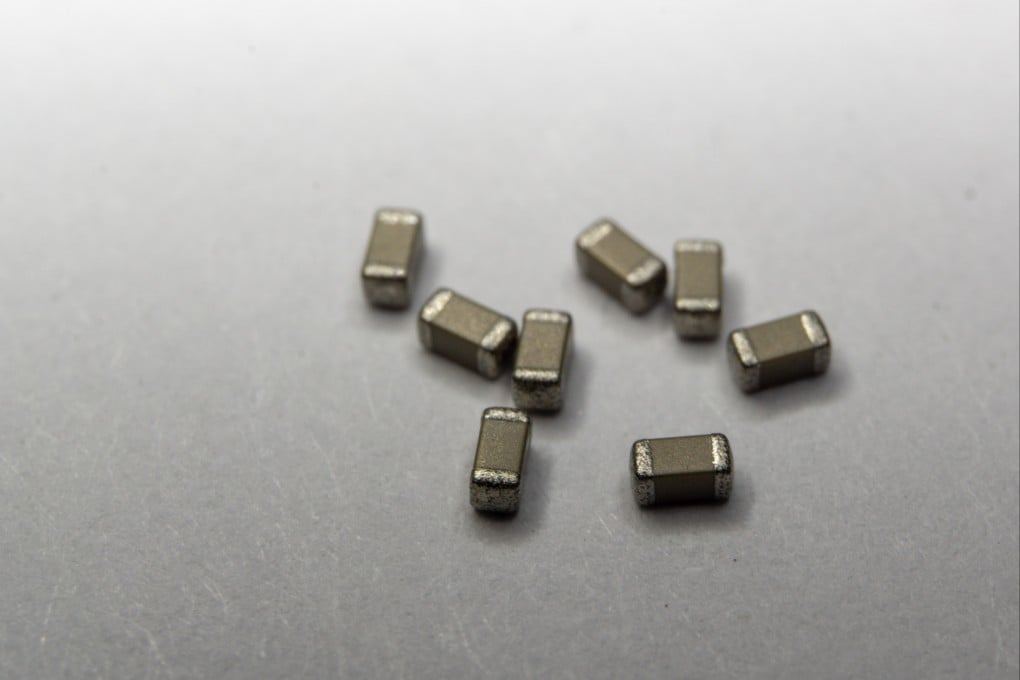 Multilayer ceramic capacitors, ubiquitous components known as the "rice" of the electronics industry. Photo: Shutterstock
