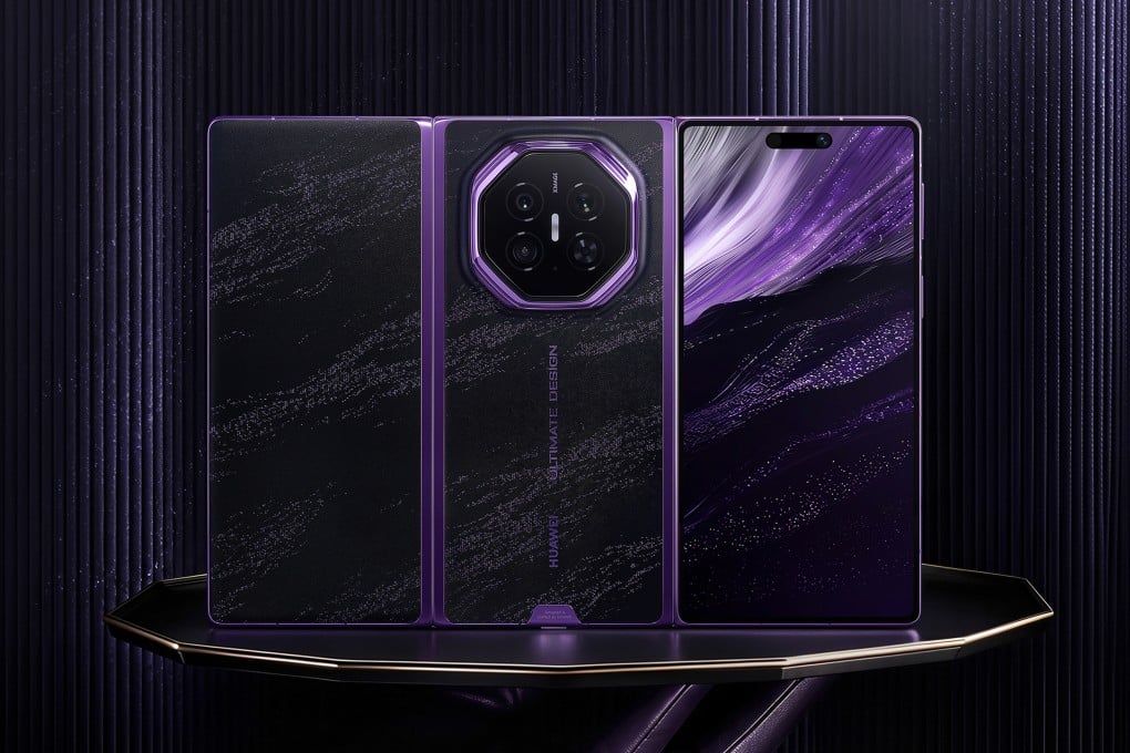 Huawei Mate XT 2  smartphone. Photo: Weibo