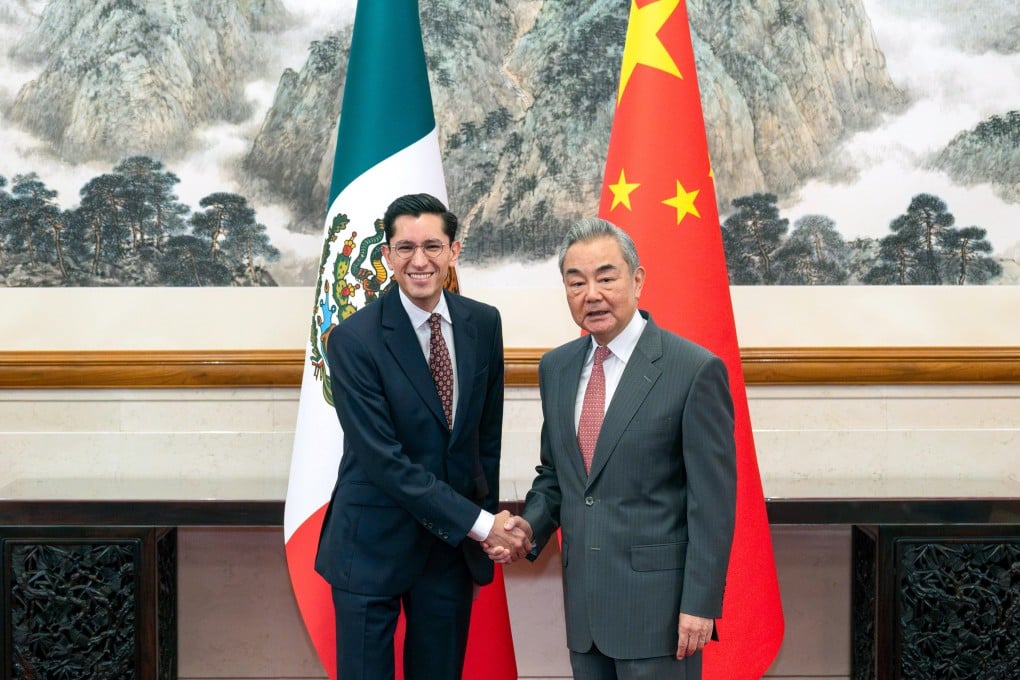 Chinese Foreign Minister Wang Yi and Mexican Secretary of Foreign Affairs Roberto Velasco meet in Beijing on Monday. Photo: Xinhua