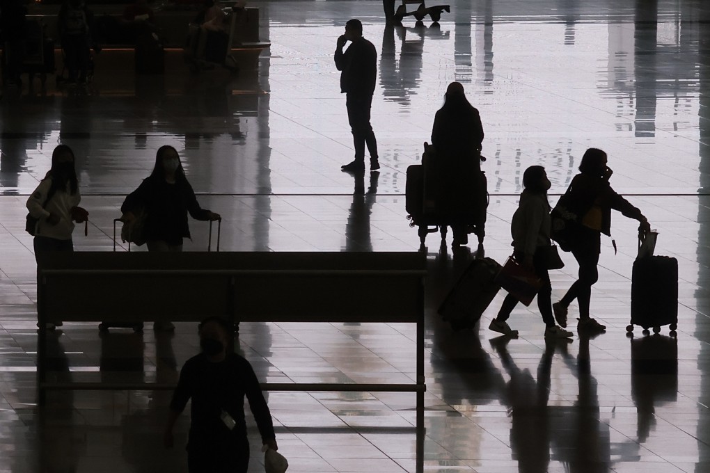 Drug seizures at the airport between May and August jumped by 80 per cent to 3.3 tonnes compared with the same period last year, while the number of arrests rose to 134, a nearly twofold increase. Photo: Jonathan Wong
