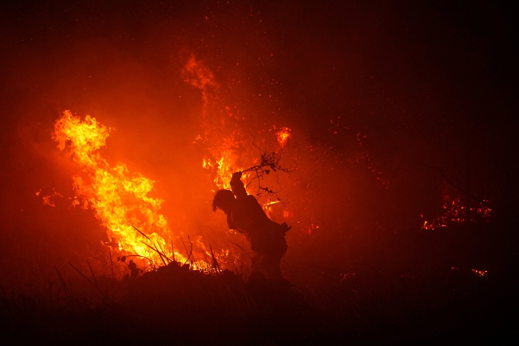 Indonesia fires drive 19.7M tons emissions, trigger haze alert