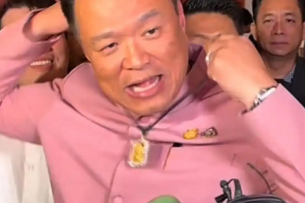 Thai Prime Minister Anutin Charnvirakul showing the Nuea Duang amulet to journalists in October 2023. Photo: Handout