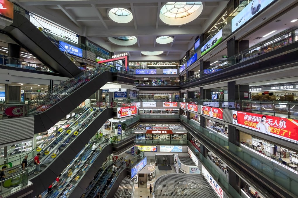 Shops inside a mall in the Huaqiangbei commercial district in Shenzhen. Photo: Getty Images