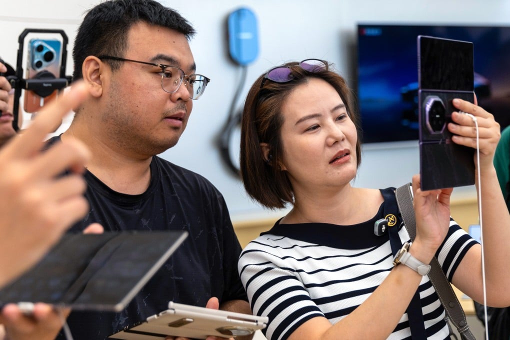 Huawei’s Kirin 9050 Pro chip debuted in the Mate XT 2 trifold smartphone this month. Photo: EPA