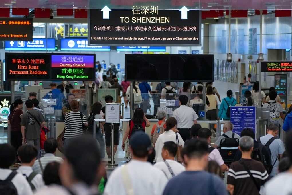 People cross the border between Hong Kong and mainland China via the Shenzhen Bay Control Point on June 17, 2026. Photo: Jelly Tse