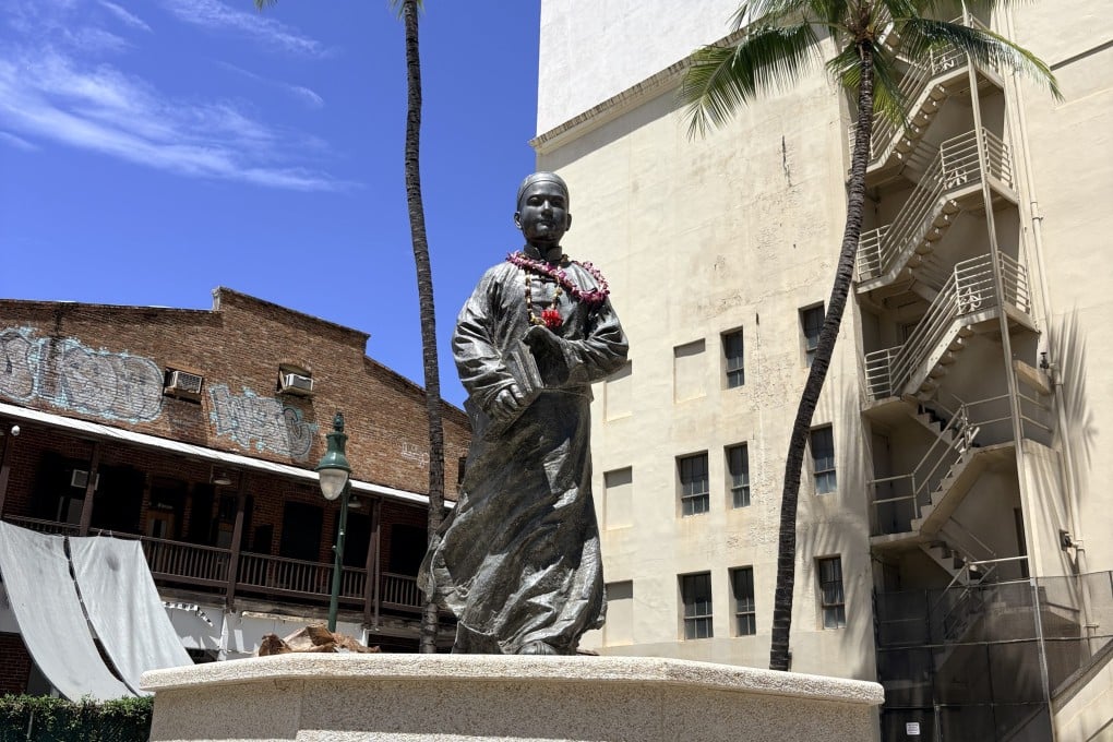 A statue depicting Sun Yat-sen at age 13, created by Hong Kong sculptor Chu Tat-shing and donated to Honolulu by the Sun Yat-sen Hawaii Foundation in 2007. Photo: Teresa Frontado