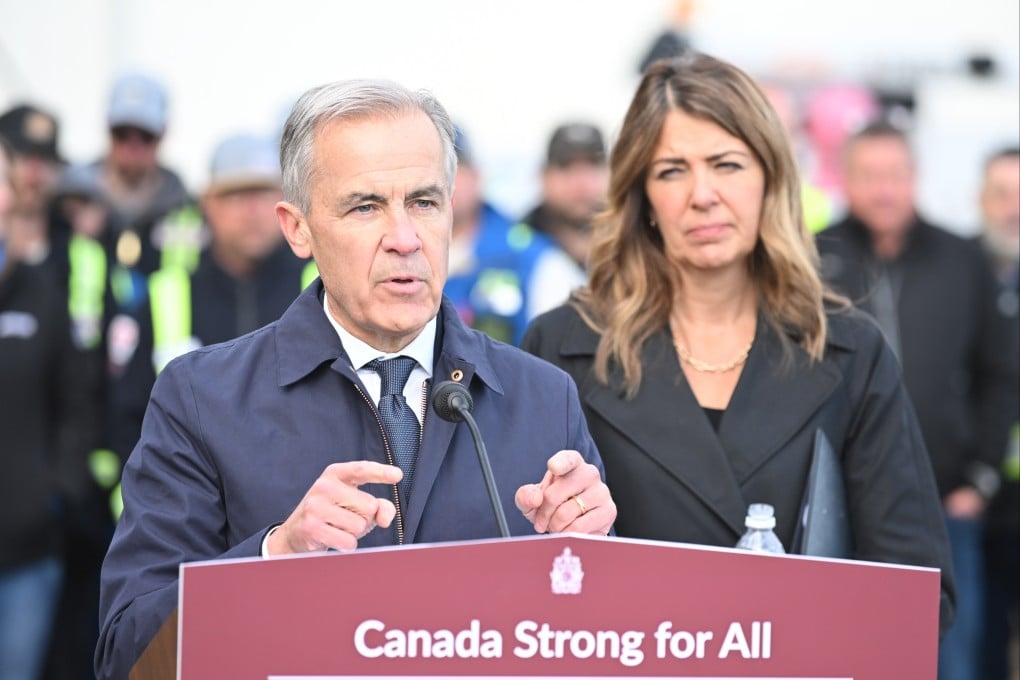 Canada’s Prime Minister Mark Carney (left) and Alberta Premier Danielle Smith in Fort McMurray, Alberta, Canada on October 1. Photo: The Canadian Press via AP