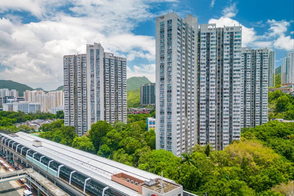 Thirty-nine lifts replaced at Pok Hong Estate between May 2025 and July this year are affected, the government says. Photo: Handout