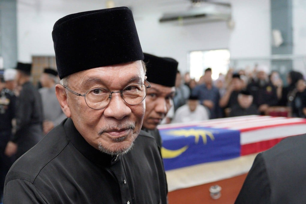Malaysian Prime Minister Anwar Ibrahim attends the funeral of Siti Hasmah Mohamad Ali, wife of former Malaysian PM Mahathir Mohamad, in Kuala Lumpur in September. Photo: AFP