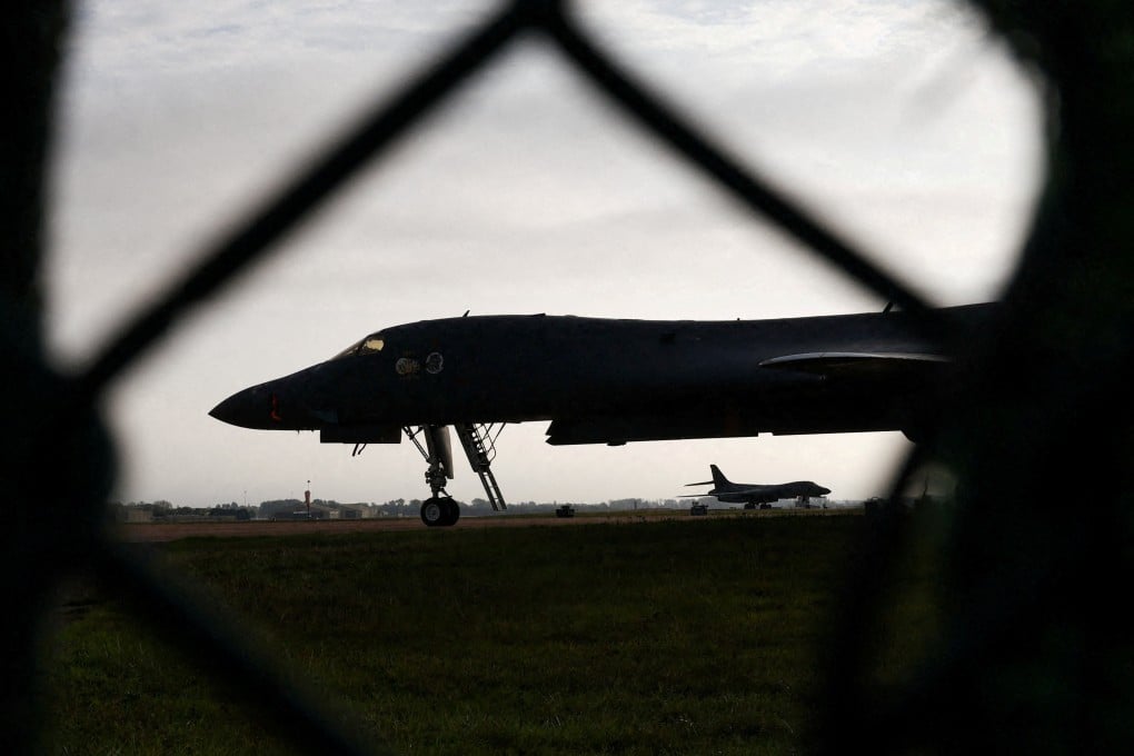 A B‑1B Lancer bomber is seen at the RAF Fairford airbase, which hosts US Air Force personnel, in Gloucestershire, Britain, in September. Photo: Reuters