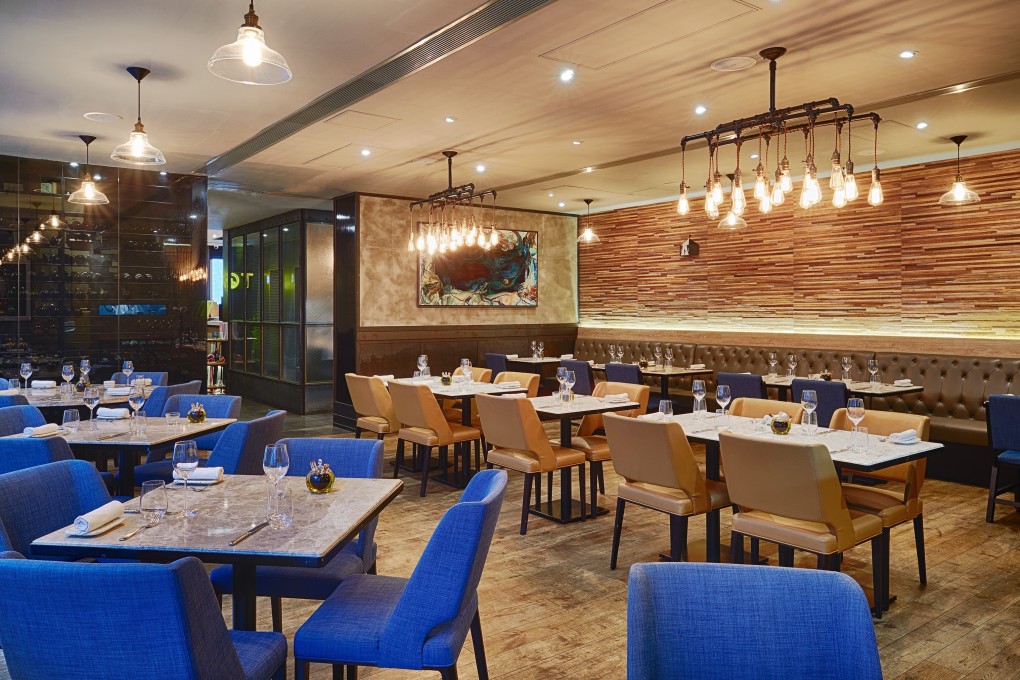 Town offers set business lunches with an antipasti buffet, and evening seasonal tasting menus.