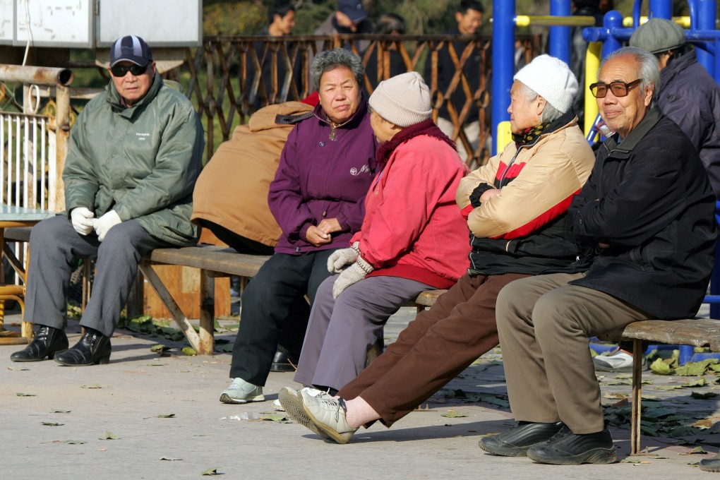 Elderly Chinese at a park in Beijing on November 3, 2006. China faces problems in caring for its rapidly increasing elderly population. The number of rural residents aged over 60 is increasing by 850,000 annually and is expected to hit 120 million in 20 years, according to China's Xinhua News Agency. Photo: AP