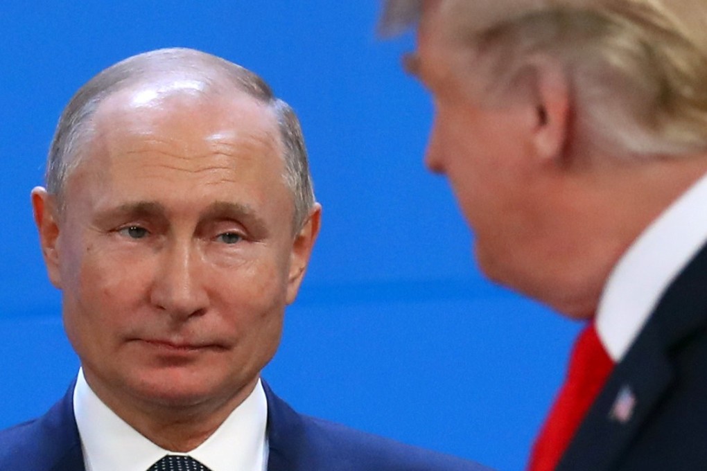 Russian President Vladimir Putin and US President Donald Trump eye each other during the G20 summit in Buenos Aires, Argentina, on November 30, 2018. Photo: Reuters