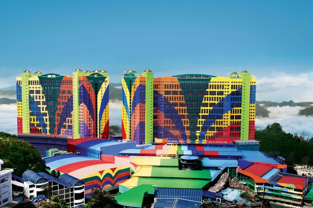 Malaysia’s First World Hotel in Genting Highlands is the biggest hotel in the world.